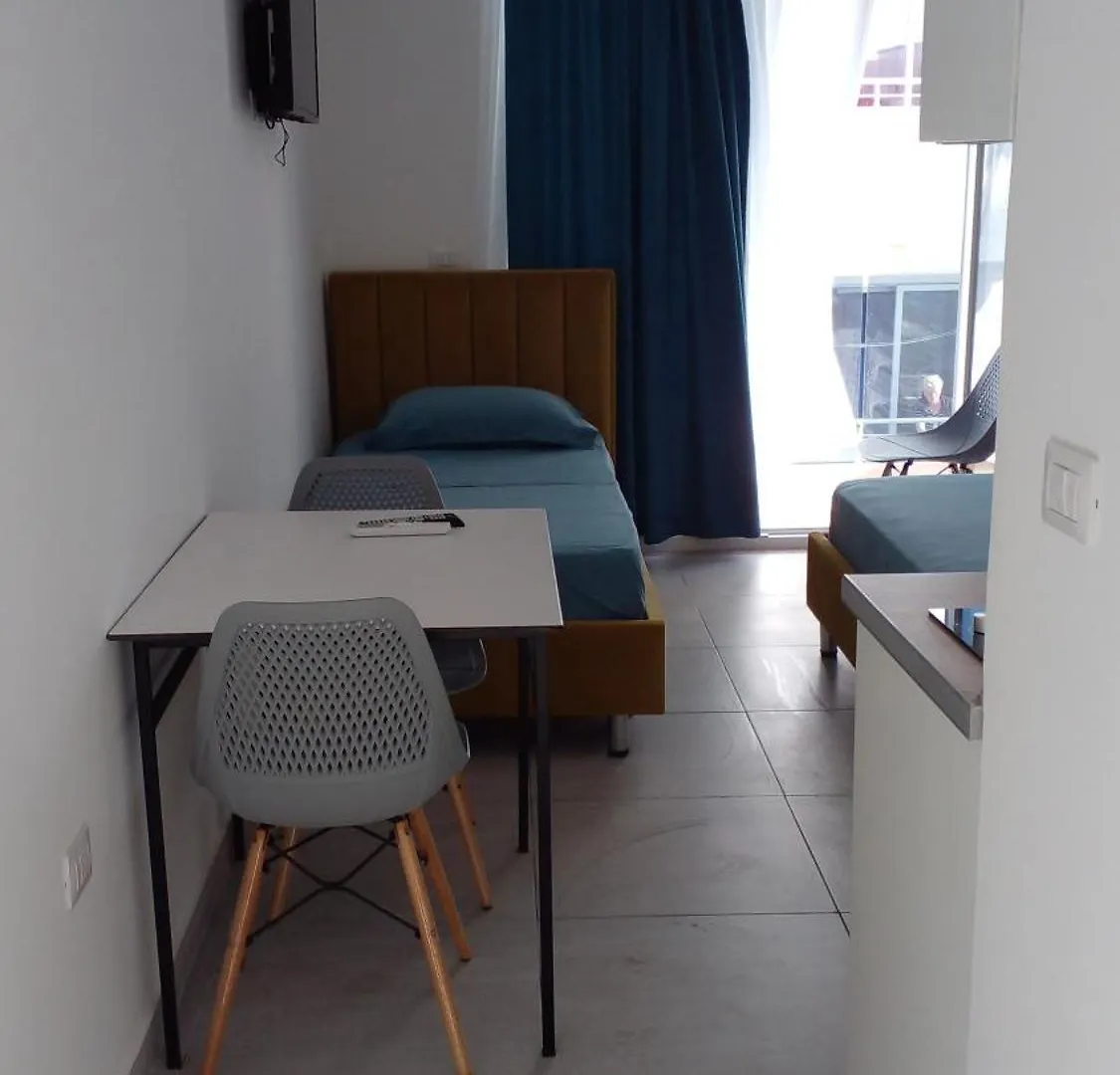 Royal Apartment Lezhe 0*,  Albania